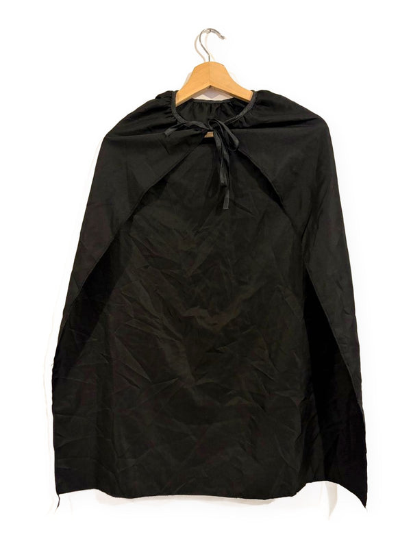 Capa negra corta