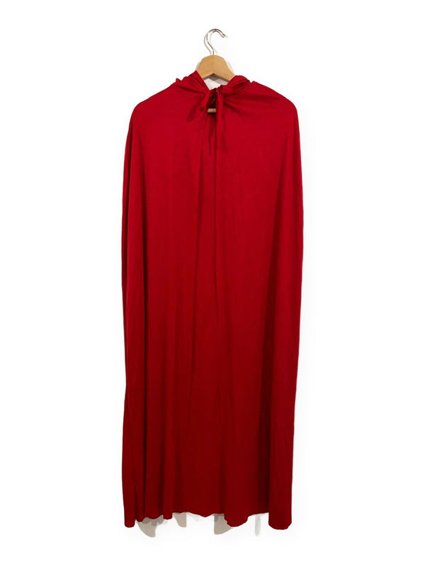 Capa roja con capucha